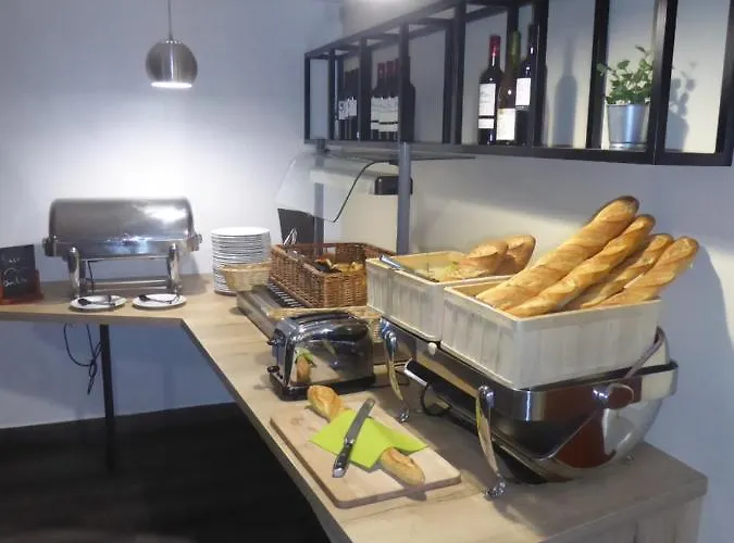 Lyon - Priest Hotel 3*