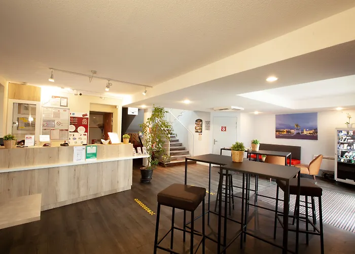 Hotel Lyon - Priest 3*