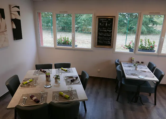 Lyon - Priest Hotel 3*